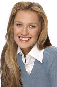 Small & Misshaped Teeth - After